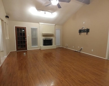 9 N Deerfoot Circle - Photo Thumbnail 13