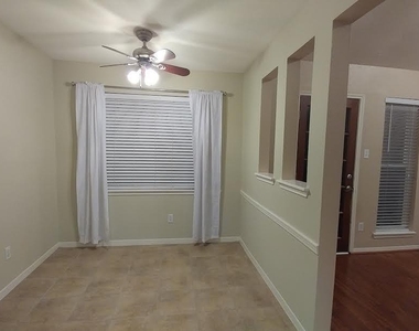 9 N Deerfoot Circle - Photo Thumbnail 16