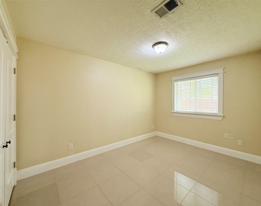2410 Old Fort Road - Photo Thumbnail 8