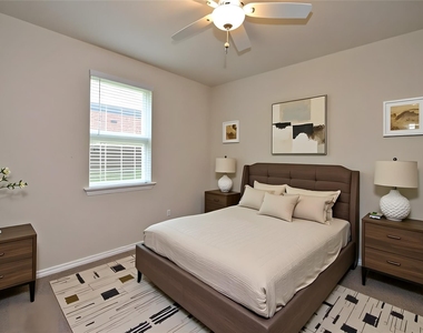 11134 Honeysuckle Haven Drive - Photo Thumbnail 12