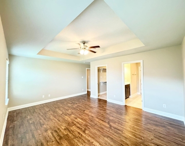 4010 Southall Place - Photo Thumbnail 10