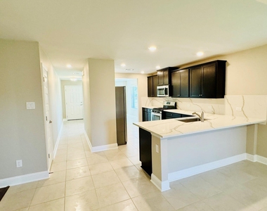 4010 Southall Place - Photo Thumbnail 7