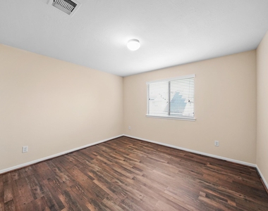 21614 Mid Peak Way - Photo Thumbnail 14