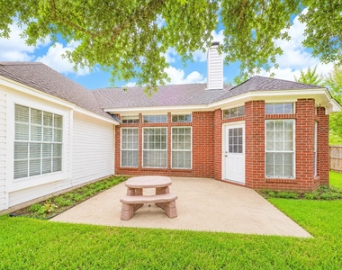 6903 Springcrest Court - Photo Thumbnail 36