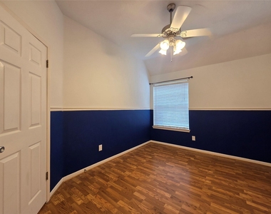 6903 Springcrest Court - Photo Thumbnail 25