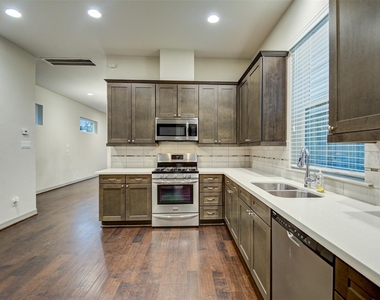 5941 Kansas Street - Photo Thumbnail 7