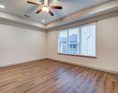 5941 Kansas Street - Photo Thumbnail 10
