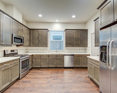 5941 Kansas Street - Photo Thumbnail 6