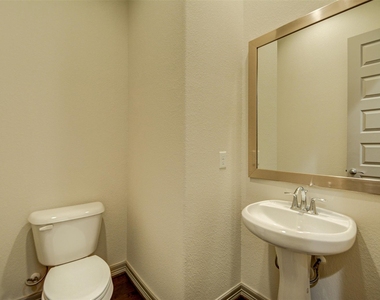 5941 Kansas Street - Photo Thumbnail 18