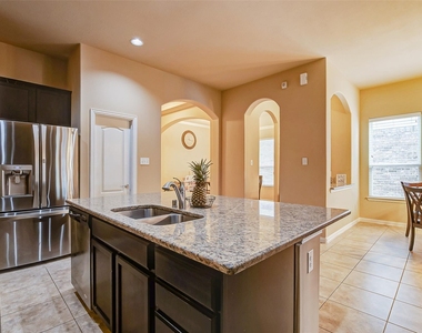 623 Orlandis Lane - Photo Thumbnail 14