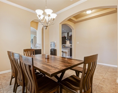 623 Orlandis Lane - Photo Thumbnail 6