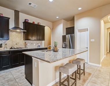 623 Orlandis Lane - Photo Thumbnail 11
