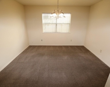 10031 Red Wolf Lane - Photo Thumbnail 3