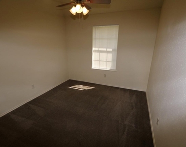 10031 Red Wolf Lane - Photo Thumbnail 10