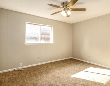 4305 Fairway Street - Photo Thumbnail 17