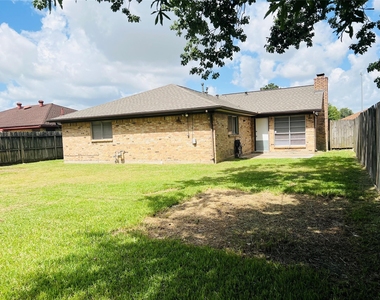 4305 Fairway Street - Photo Thumbnail 20