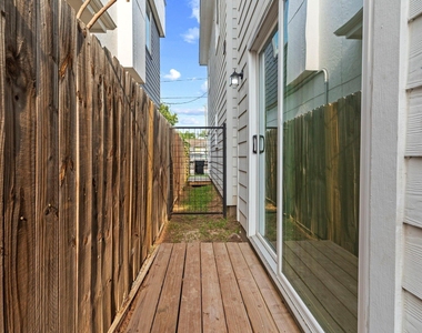 1513 Egypt Street - Photo Thumbnail 15