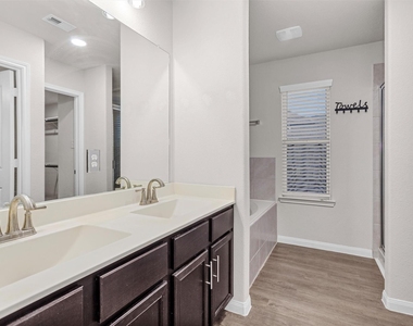 17423 Desmond Street - Photo Thumbnail 18