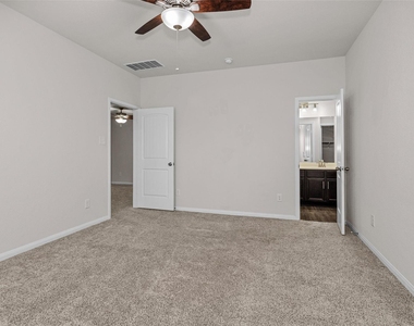 17423 Desmond Street - Photo Thumbnail 17