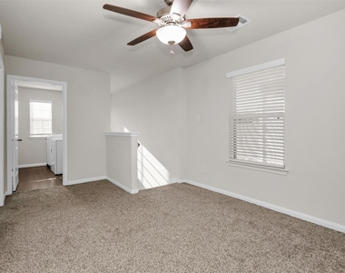 17423 Desmond Street - Photo Thumbnail 14
