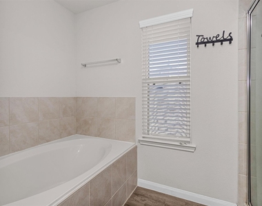 17423 Desmond Street - Photo Thumbnail 19