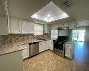 1330 Somercotes Lane - Photo Thumbnail 7