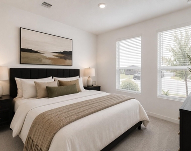 1906 Stargazer Ln - Photo Thumbnail 8