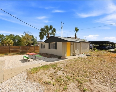 1640 Daniels Drive - Photo Thumbnail 1