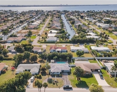 616 El Dorado Parkway E - Photo Thumbnail 2