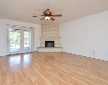 7327 Osage Street - Photo Thumbnail 9