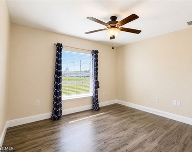 2600 Nw 1st Place - Photo Thumbnail 7
