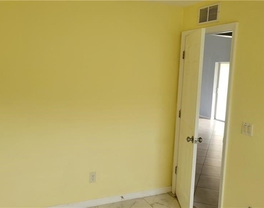 3217 10th Street Sw - Photo Thumbnail 3