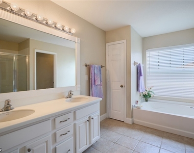 2059 Willow Branch Drive - Photo Thumbnail 11