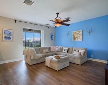 2059 Willow Branch Drive - Photo Thumbnail 2