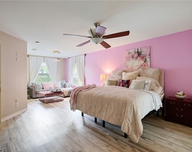 2059 Willow Branch Drive - Photo Thumbnail 16