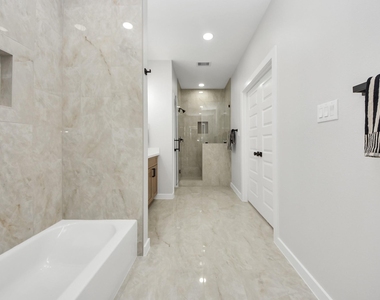 9824 Nedwald Street - Photo Thumbnail 41