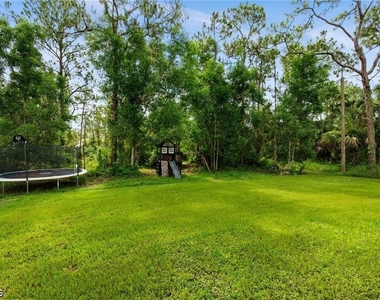 14 Truman Avenue - Photo Thumbnail 20