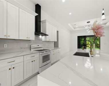 14 Truman Avenue - Photo Thumbnail 12