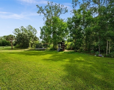 14 Truman Avenue - Photo Thumbnail 19