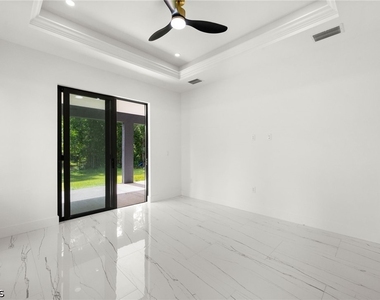 14 Truman Avenue - Photo Thumbnail 24