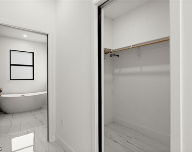 14 Truman Avenue - Photo Thumbnail 26