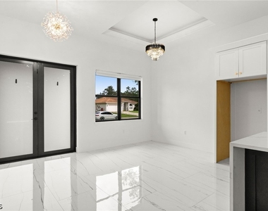14 Truman Avenue - Photo Thumbnail 7