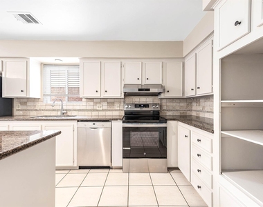 12302 Piping Rock Drive - Photo Thumbnail 18