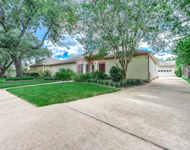 12302 Piping Rock Drive - Photo Thumbnail 2