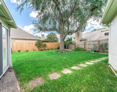 12302 Piping Rock Drive - Photo Thumbnail 35
