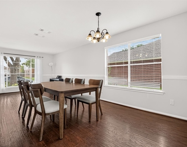 9710 Berkshire Trace - Photo Thumbnail 5
