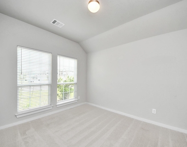 3335 Hackberry Tree Lane - Photo Thumbnail 9