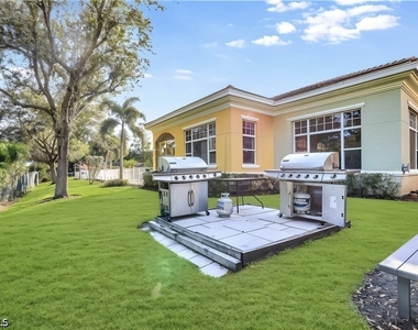 4450 Botanical Place #106 - Photo Thumbnail 22