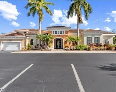 4450 Botanical Place #106 - Photo Thumbnail 25