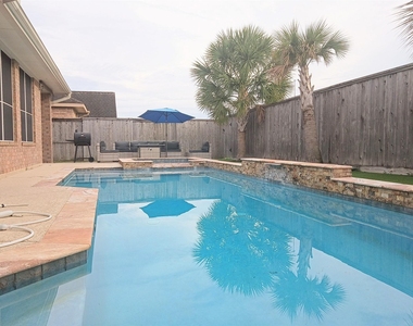 17815 Gables Bend Drive - Photo Thumbnail 13